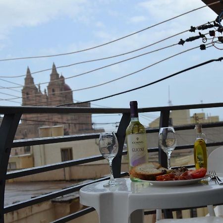 Mellieha Town Centre Bright & Spacious 3 Bedroom Apartment מראה חיצוני תמונה