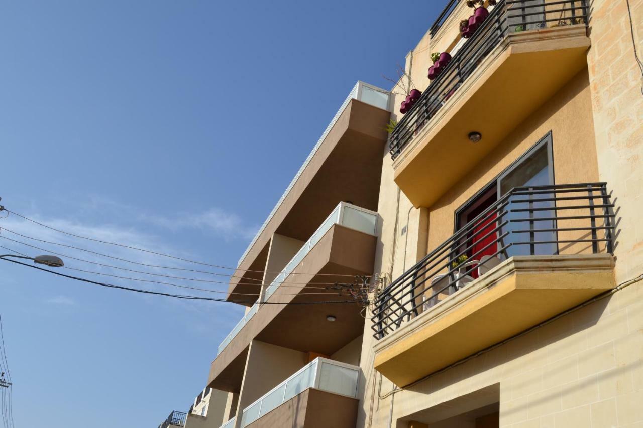 Mellieha Town Centre Bright & Spacious 3 Bedroom Apartment מראה חיצוני תמונה